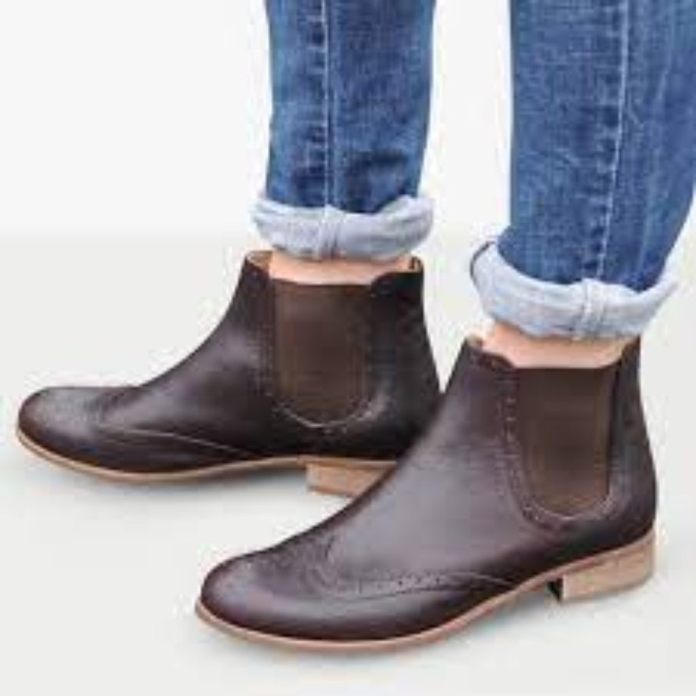 Julia Bo Oxford Chelsea Boot NWOT